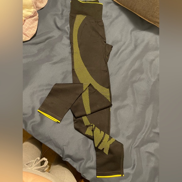 NWOT Victorias Secret Pink Active Ribbed Full Length Workout Leggings - Picture 4 of 13